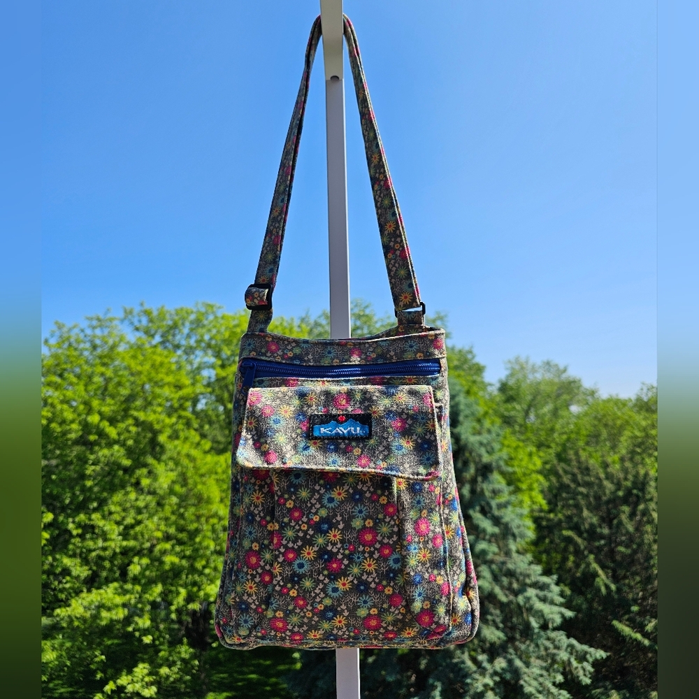 KAVU Keepalong Crossbody